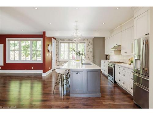 2448 Bridge Road, Oakville, ON - Indoor Photo Showing Kitchen With Upgraded Kitchen