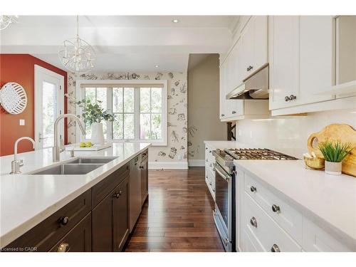 2448 Bridge Road, Oakville, ON - Indoor Photo Showing Kitchen With Double Sink