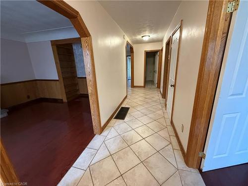 862 West 5Th Street, Hamilton, ON - Indoor Photo Showing Other Room