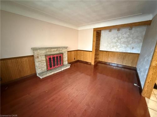 862 West 5Th Street, Hamilton, ON - Indoor Photo Showing Other Room