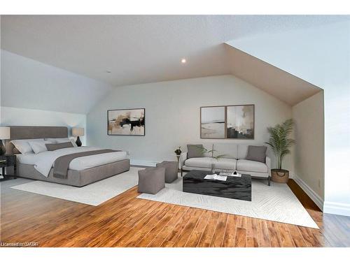 43 Woolwich Street, Kitchener, ON - Indoor Photo Showing Bedroom