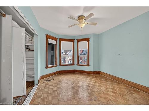 91 Spadina Avenue, Hamilton, ON - Indoor Photo Showing Other Room