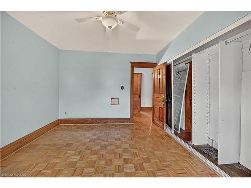 91 Spadina Avenue, Hamilton, ON - Indoor Photo Showing Other Room