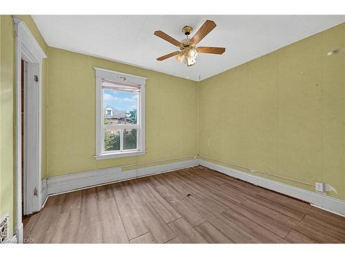 91 Spadina Avenue, Hamilton, ON - Indoor Photo Showing Other Room