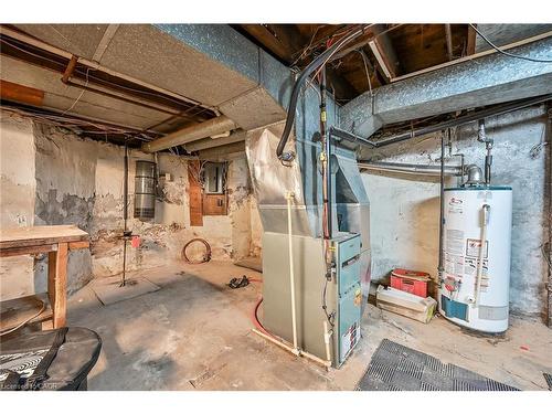 91 Spadina Avenue, Hamilton, ON - Indoor Photo Showing Basement