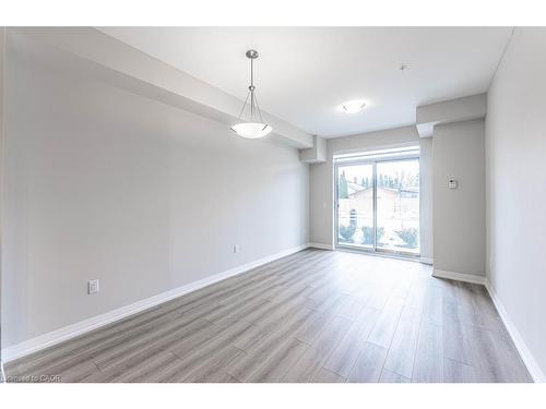 406-120 Springvalley Crescent, Hamilton, ON - Indoor Photo Showing Other Room