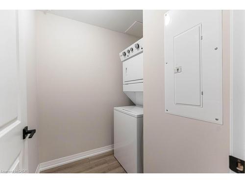 406-120 Springvalley Crescent, Hamilton, ON - Indoor Photo Showing Laundry Room
