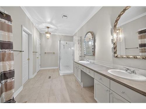 5089 Forest Hill Drive, Mississauga, ON - Indoor Photo Showing Bathroom