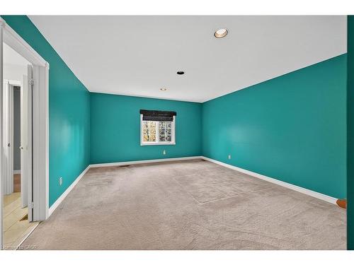 5089 Forest Hill Drive, Mississauga, ON - Indoor Photo Showing Other Room