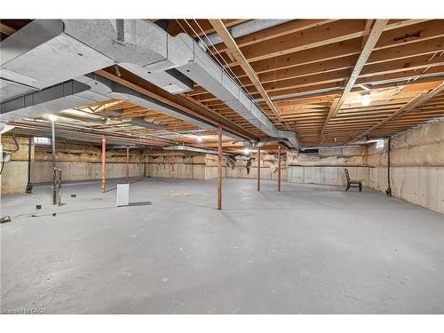 5089 Forest Hill Drive, Mississauga, ON - Indoor Photo Showing Basement