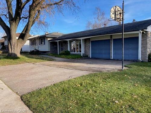 15 Penrose Avenue  Kitchener, ON N2A 1E9