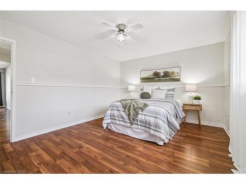 17-1455 Garth Street, Hamilton, ON - Indoor Photo Showing Bedroom