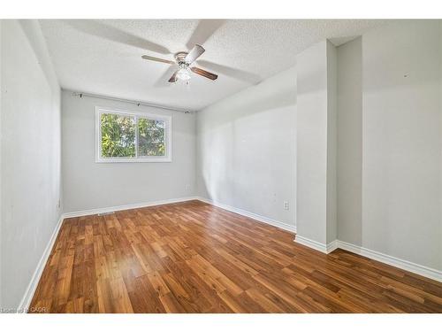 17-1455 Garth Street, Hamilton, ON - Indoor Photo Showing Other Room