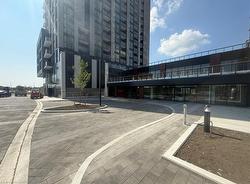 305-3079 Trafalgar Road  Oakville, ON L6H 8C5