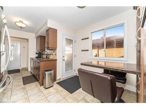 225 Golfwood Drive, Hamilton, ON - Indoor