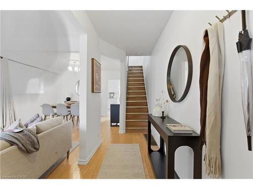 70 Rosemont Avenue, Hamilton, ON - Indoor Photo Showing Other Room