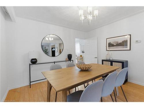 70 Rosemont Avenue, Hamilton, ON - Indoor Photo Showing Dining Room