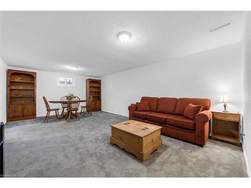 3096 Palmer Drive, Burlington, ON - Indoor Photo Showing Living Room