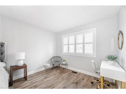 34 Chipmunk Crescent, Brampton, ON - Indoor