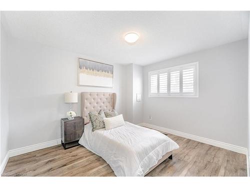 34 Chipmunk Crescent, Brampton, ON - Indoor Photo Showing Bedroom