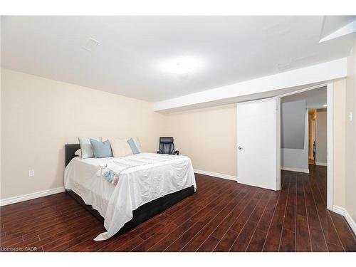 34 Chipmunk Crescent, Brampton, ON - Indoor Photo Showing Bedroom