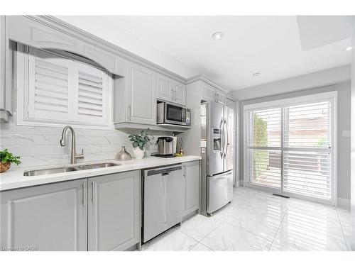 34 Chipmunk Crescent, Brampton, ON - Indoor Photo Showing Kitchen With Double Sink