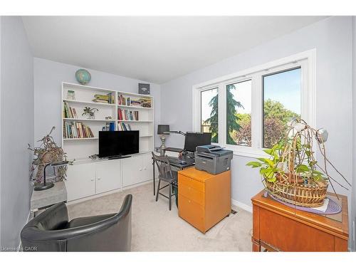 163 Ross Lane, Oakville, ON - Indoor Photo Showing Other Room