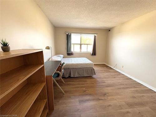 503-300 Keats Way, Waterloo, ON - Indoor Photo Showing Bedroom