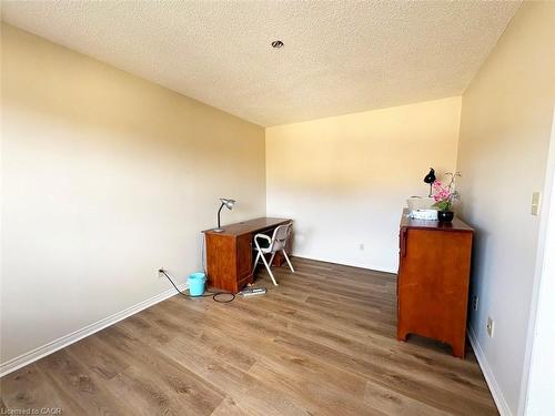 503-300 Keats Way, Waterloo, ON - Indoor Photo Showing Other Room