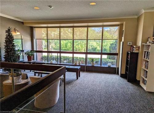 503-300 Keats Way, Waterloo, ON - Indoor