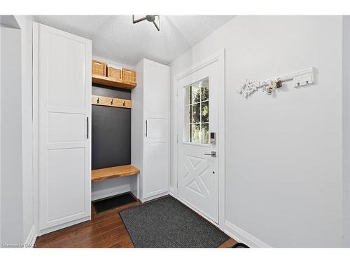 123 Athenia Drive, Stoney Creek, ON - Indoor Photo Showing Other Room