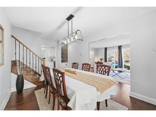123 Athenia Drive, Stoney Creek, ON - Indoor Photo Showing Dining Room