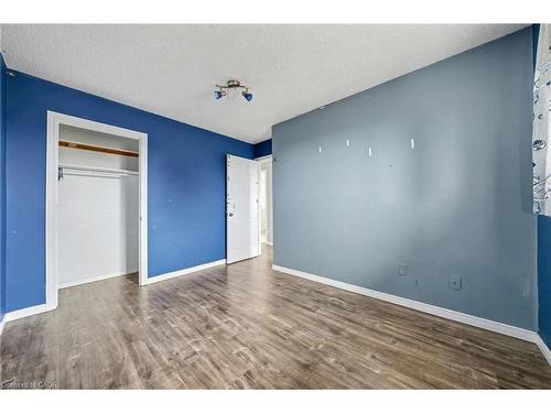 916 Woodbine Avenue, Greater Sudbury, ON - Indoor Photo Showing Other Room