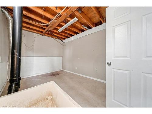 916 Woodbine Avenue, Greater Sudbury, ON - Indoor Photo Showing Other Room