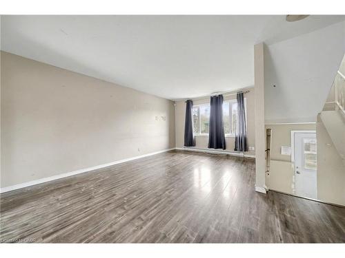 916 Woodbine Avenue, Greater Sudbury, ON - Indoor Photo Showing Other Room