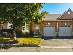 3-163 Livingston Avenue  Grimsby, ON L3M 5S8