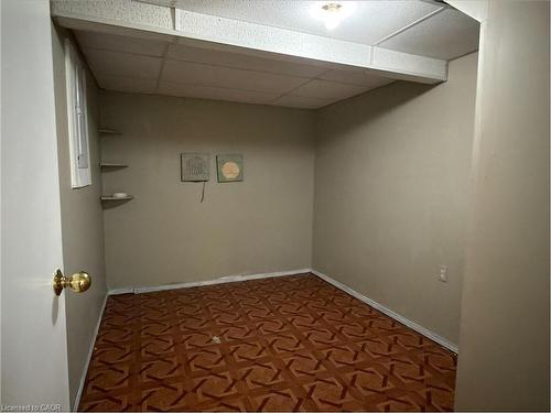 44 Frobisher Crescent, Cambridge, ON - Indoor Photo Showing Other Room