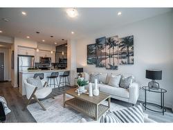 426-16 Concord Place  Grimsby, ON L3M 0J1