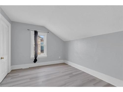 201-57 Beverly Street, Cambridge, ON - Indoor Photo Showing Other Room