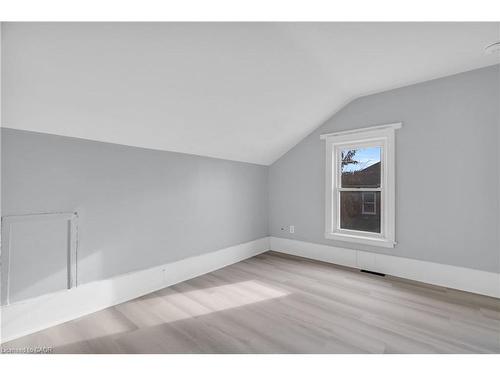 201-57 Beverly Street, Cambridge, ON - Indoor Photo Showing Other Room