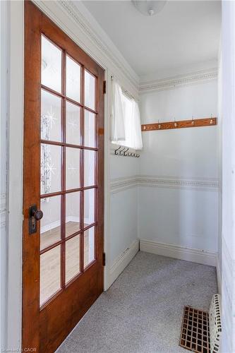 27 Barons Avenue N, Hamilton, ON - Indoor