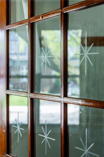 27 Barons Avenue N, Hamilton, ON - Indoor Photo Showing Other Room