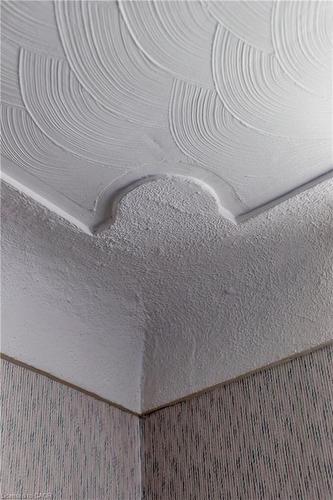 27 Barons Avenue N, Hamilton, ON - Indoor Photo Showing Other Room