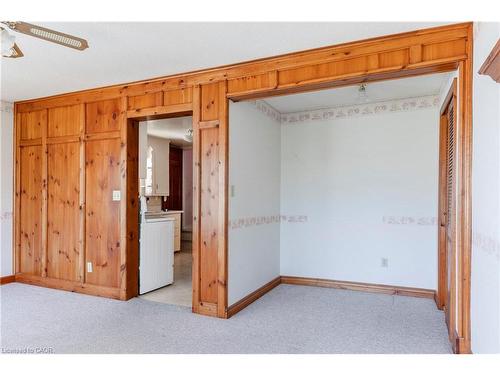 27 Barons Avenue N, Hamilton, ON - Indoor Photo Showing Other Room