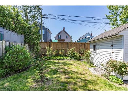 27 Barons Avenue N, Hamilton, ON - Outdoor
