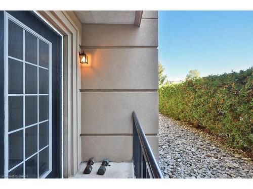 113-2035 Appleby Line, Burlington, ON - Outdoor With Exterior