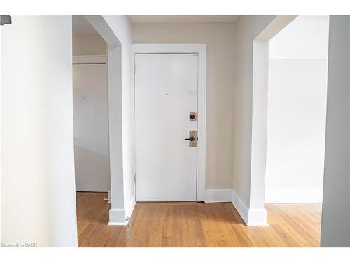 14-366 John Street S, Hamilton, ON - Indoor Photo Showing Other Room