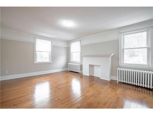 14-366 John Street S, Hamilton, ON - Indoor