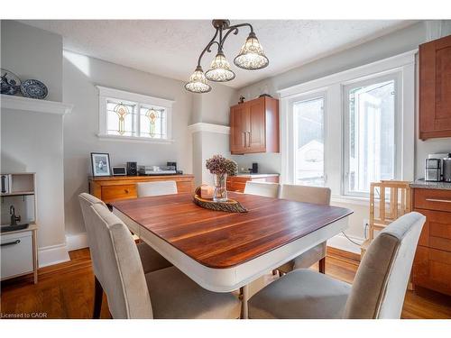 73 Kenilworth Avenue S, Hamilton, ON - Indoor Photo Showing Dining Room