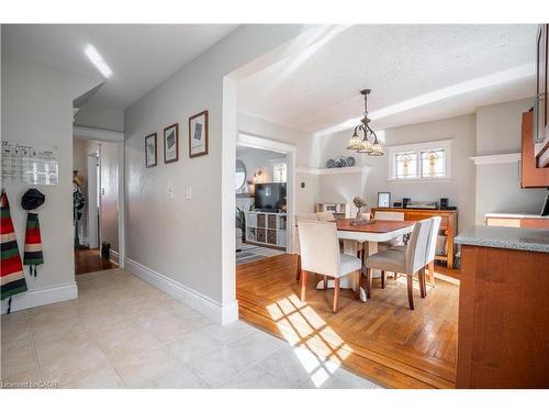 73 Kenilworth Avenue S, Hamilton, ON - Indoor Photo Showing Dining Room